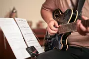 Top 10 Apps to Learn Guitar