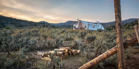 Top 10 Apps for Outdoor Adventure Seekers