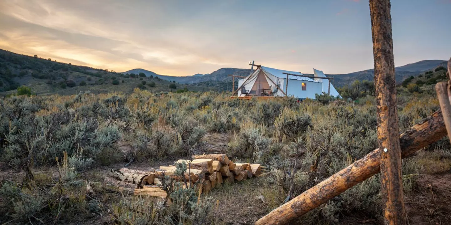 Top 10 Apps for Outdoor Adventure Seekers