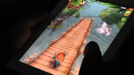 Zombie Run HD 1.1 - Brave inspired Zombie character